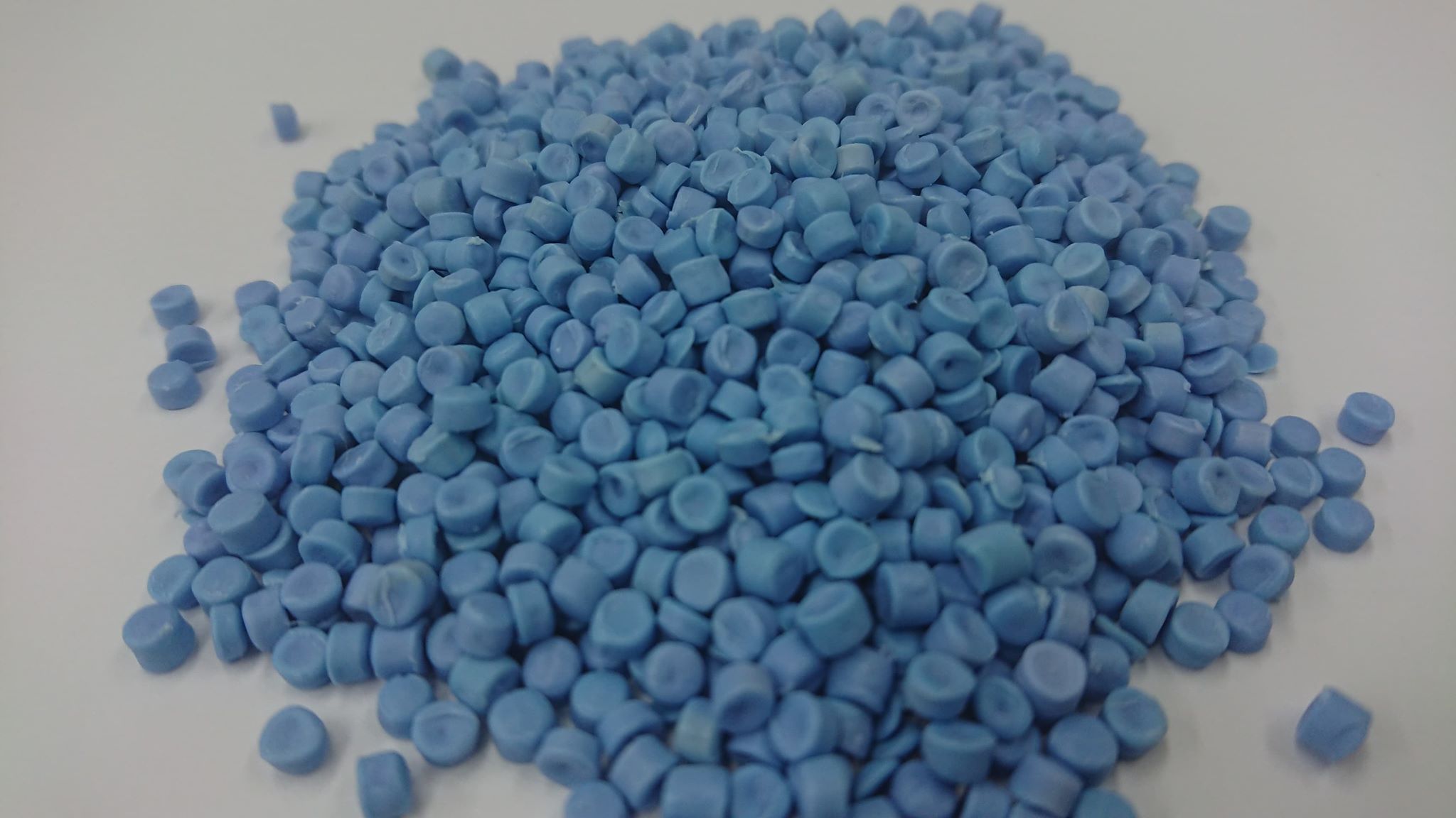 HDPE　再生ペレット