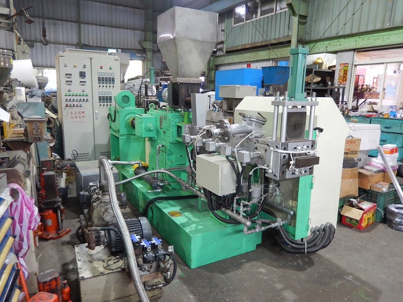 W＆P二軸押出機