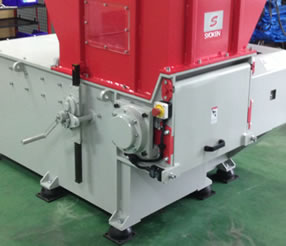 スクリーン交換作業は5分