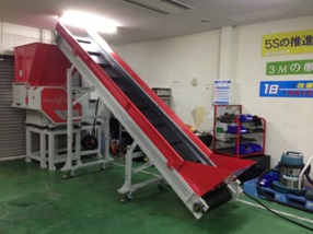 急傾斜投入コンベア＋破砕機架台