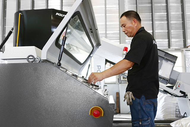 POLYSTARは品質管理に最新の注意を使う