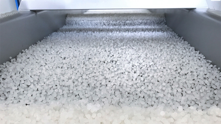 自社リサイクルなら、高品質な再生ペレットを最大限に活用できる