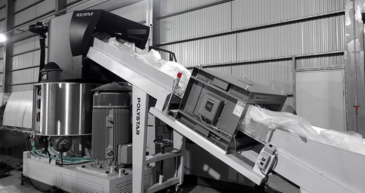 ニップローラーのついた押出機