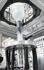 TSMの自由落下式供給装置