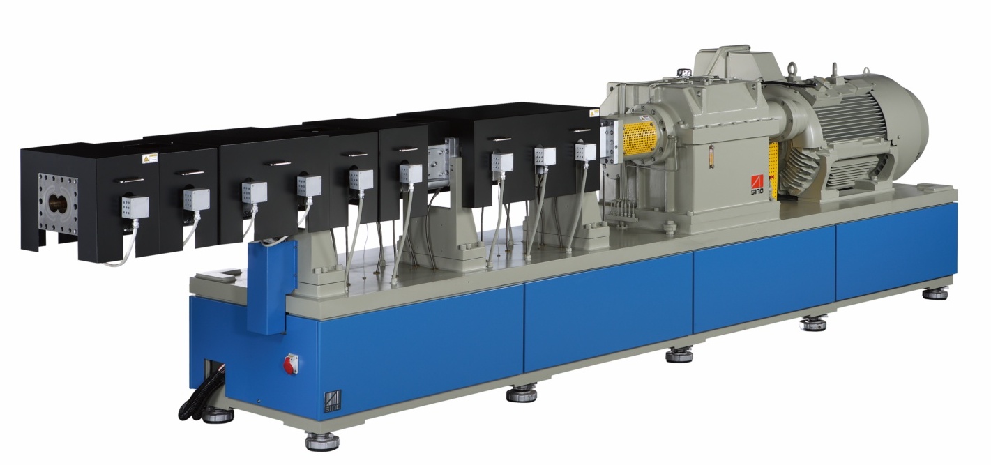 シノアロイ　二軸押出機　PSM72A