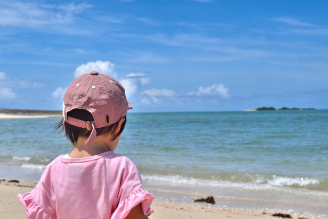 海と子供